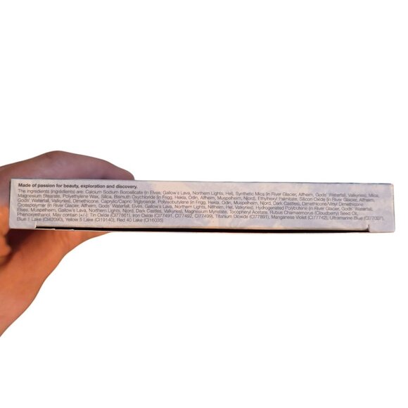 Nomad Iceland Fire & Ice Eyeshadow Palette - Picture 12 of 16